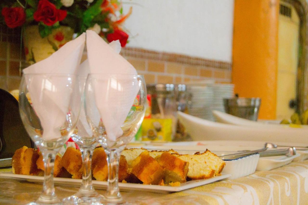 סיודד דל אסטה Hotel & Restaurante Guarania מראה חיצוני תמונה